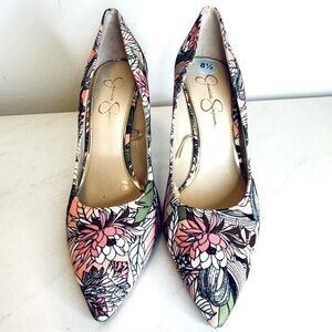JESSICA SIMPSON Floral Pointed Heel Pumps